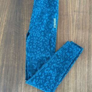 Gymshark Animal Adapt Seamless Leggings - size small